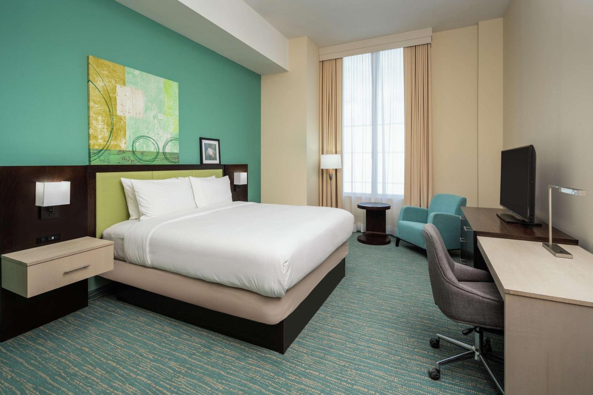 Отель Doubletree By Hilton Miami Doral Sweetwater Экстерьер фото